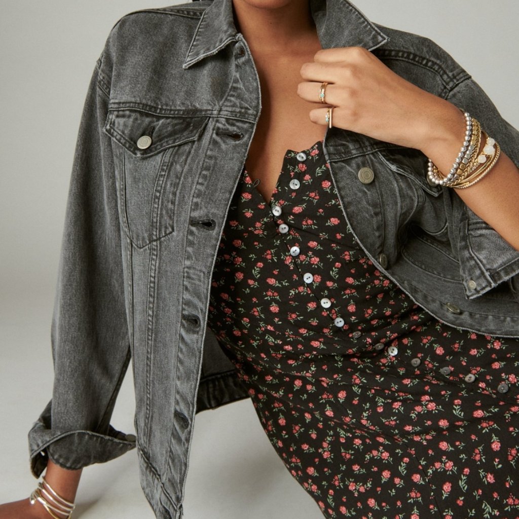 Nwot Lucky Brand Relaxed Denim Trucker Jacket